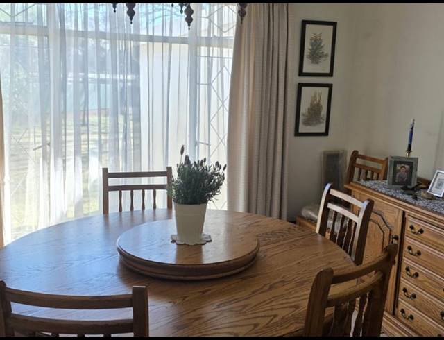 3 BEDROOM HOUSE FOR SALE IN NIMRODPARK